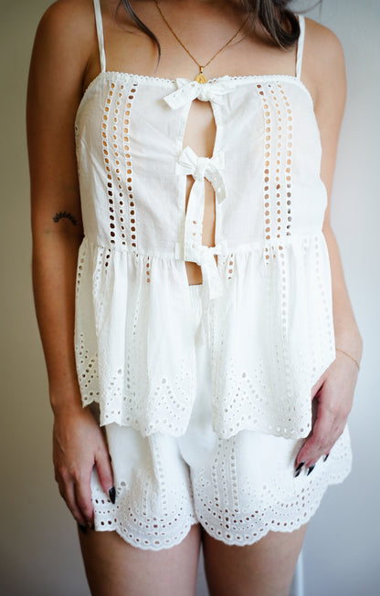 The Aveline Eyelet Set