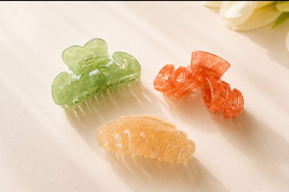 The Medium Claw Clips